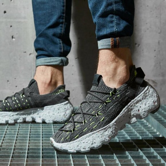 Nike Space Hippie 04 CZ6398 010 Black/Volt-White New Men's Size 8.5 - Picture 14 of 14